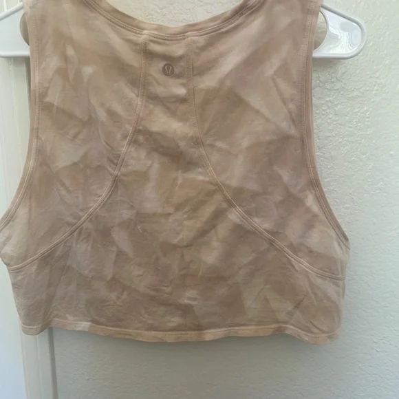 Lululemon muscle love crop - Picture 2 of 3